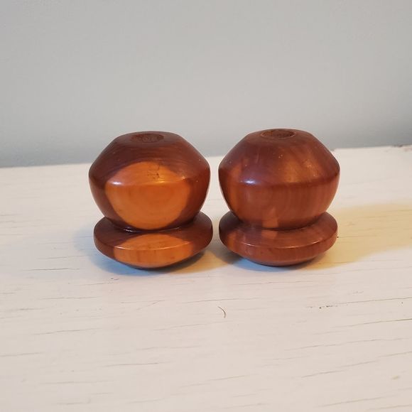 Wooden Genesea Salt + Pepper Shakers - Picture 1 of 6